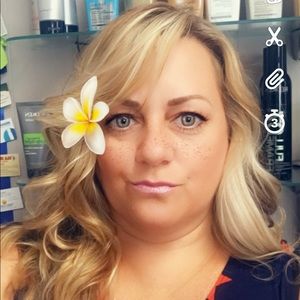 Meet your Posher, Misti